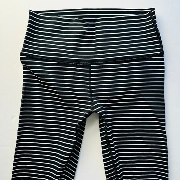 Lululemon Wunder Under High-Rise Tight 28" Size 8 Stripe Black White RARE - Picture 4 of 7